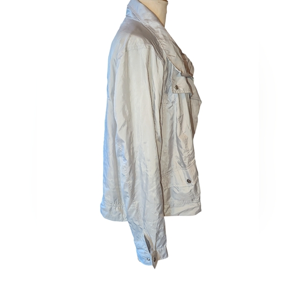 Living Active Like New Winter White Windbreaker Size 22 - Picture 4 of 8